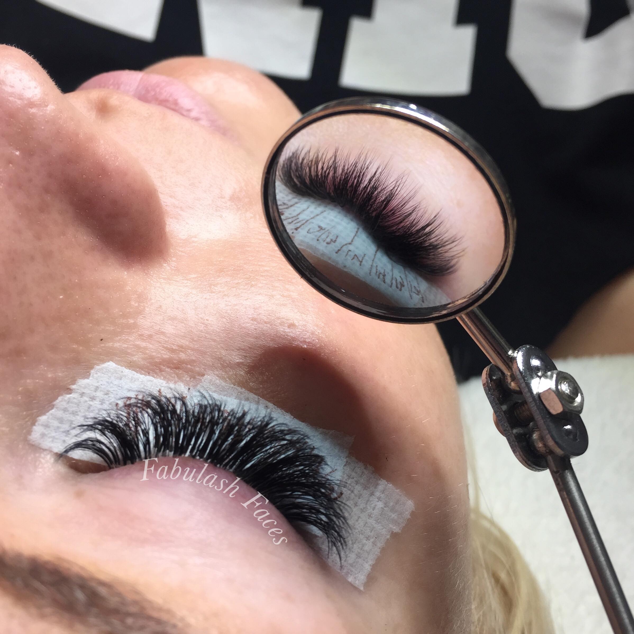 Education - Eyelash Extension Artist Training - 2 Day Class