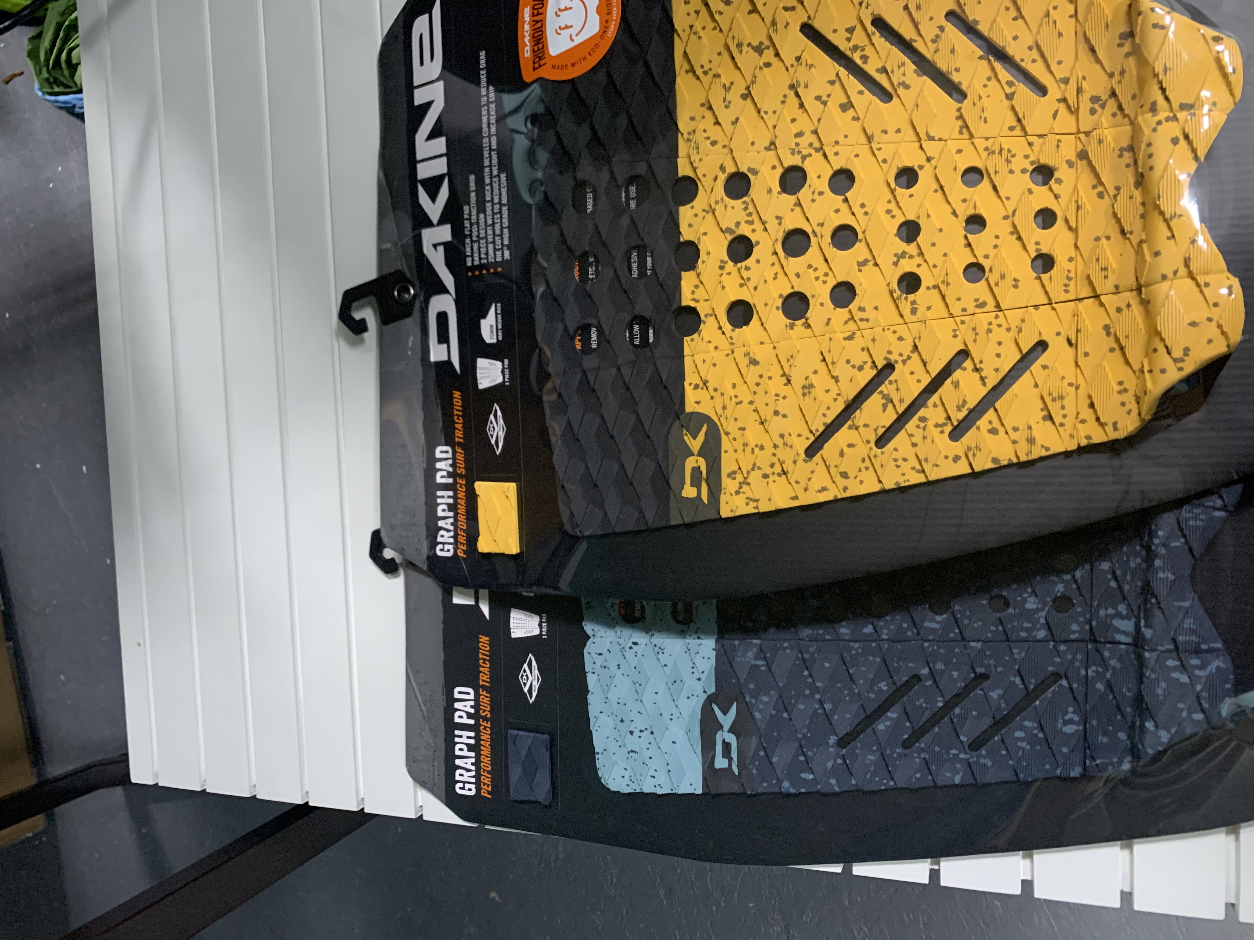 Dakine Traction Pad - 3 Piece, No Arch Graph Pad