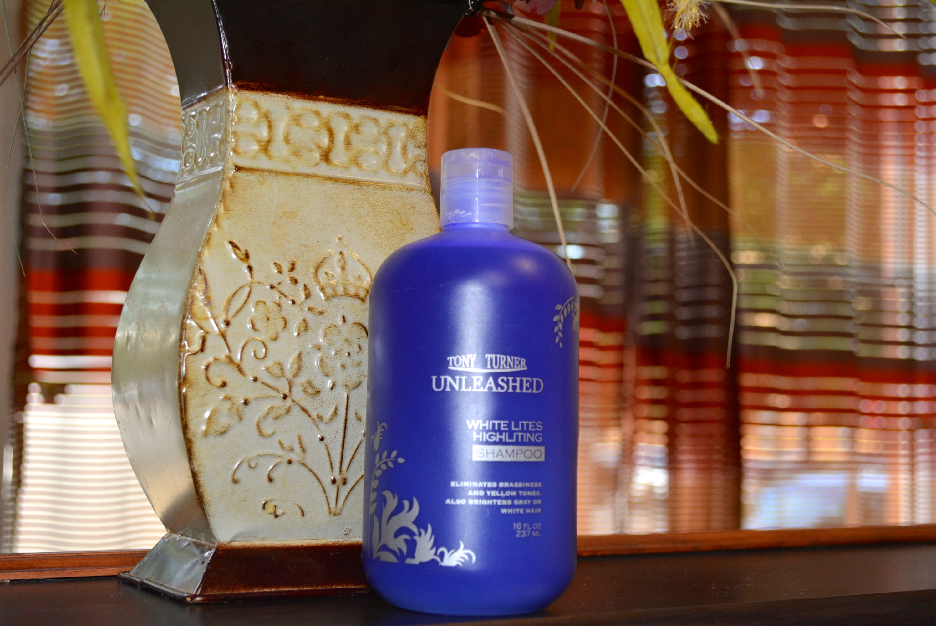 WHITE LITES HIGHLIGHTING SHAMPOO