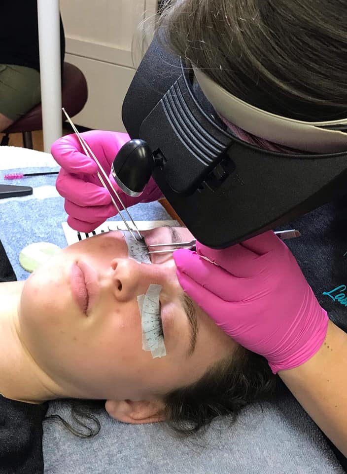 Education - Eyelash Extension Artist Personal Critique Session