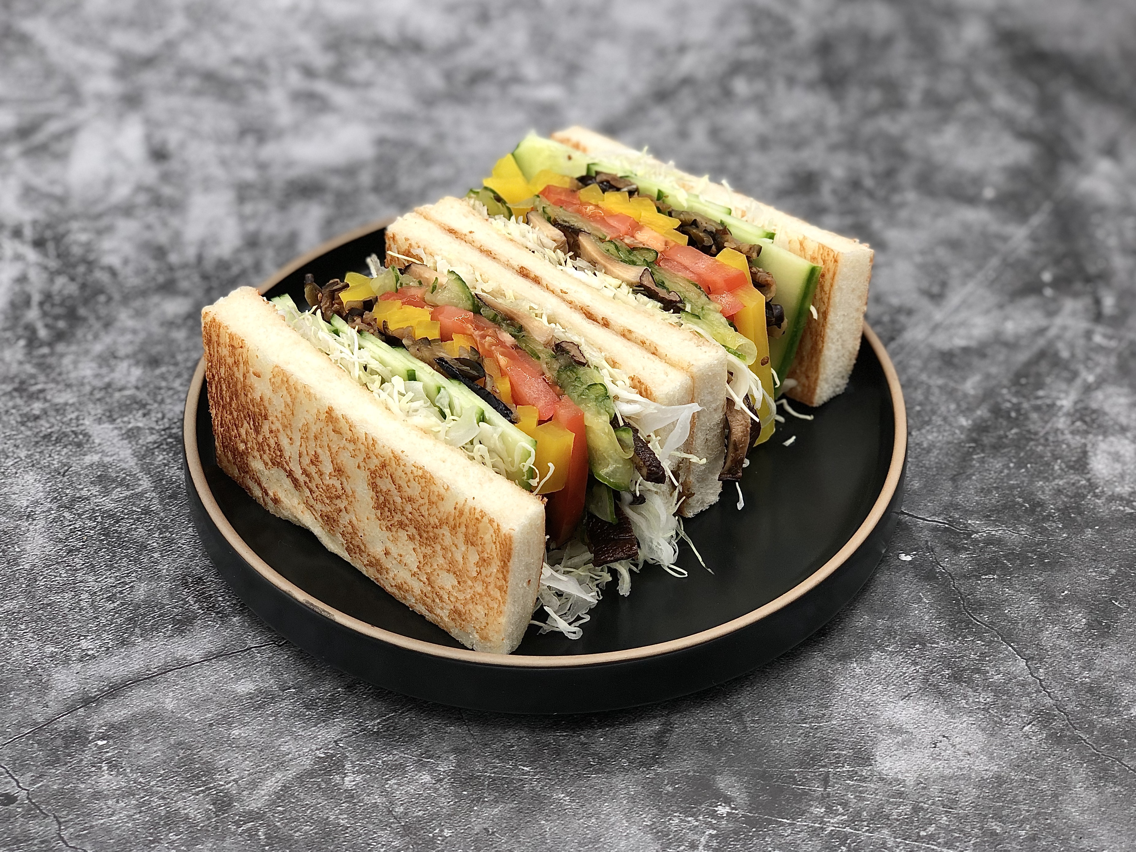 Rainbow Veggie Sando