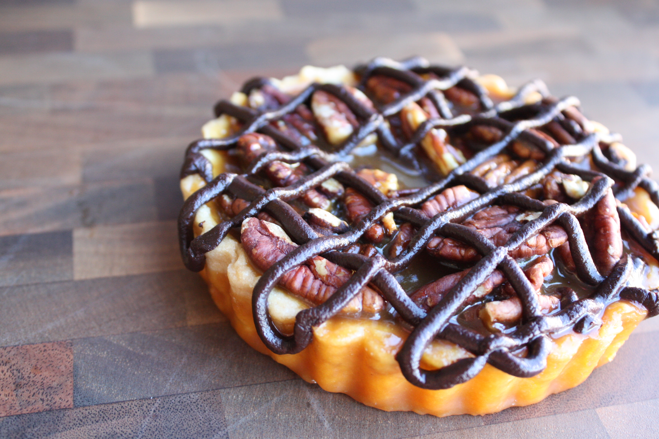 Chocolate-Caramel Pecan Tart Petite