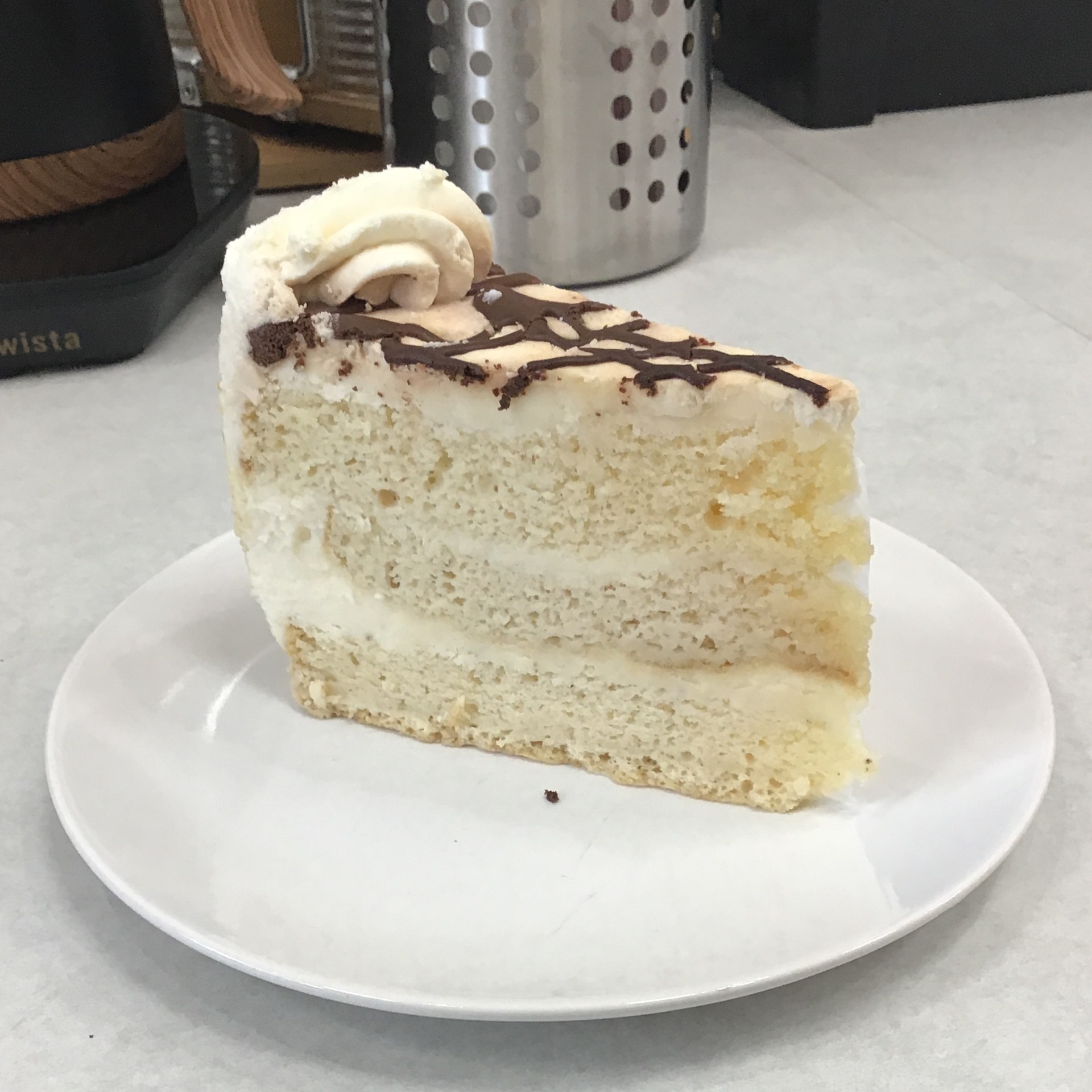 TRES LECHES CAKE (slice)