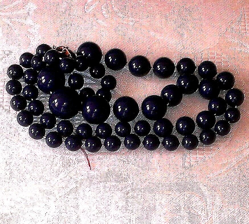 Vintage Navy Blue Bead Necklace