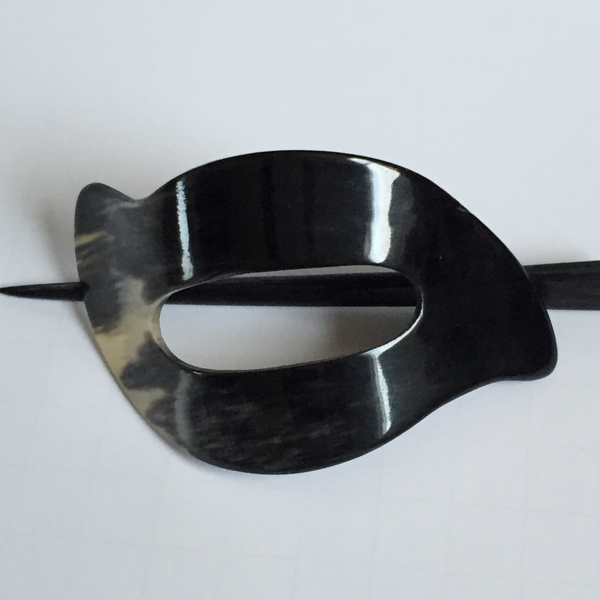 Ebony Wave Horn Barrette